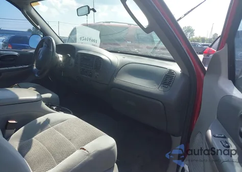 2003 Ford F-150 Xl/Xlt z USA, uszkodzony, nr VIN 1FTRF17L33NA39295